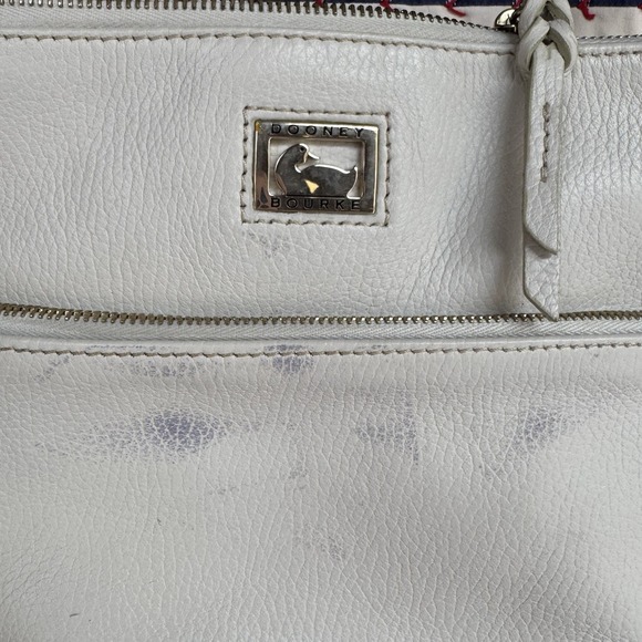 Dooney and Bourke  crossbody bag cream color Leather - Picture 3 of 10